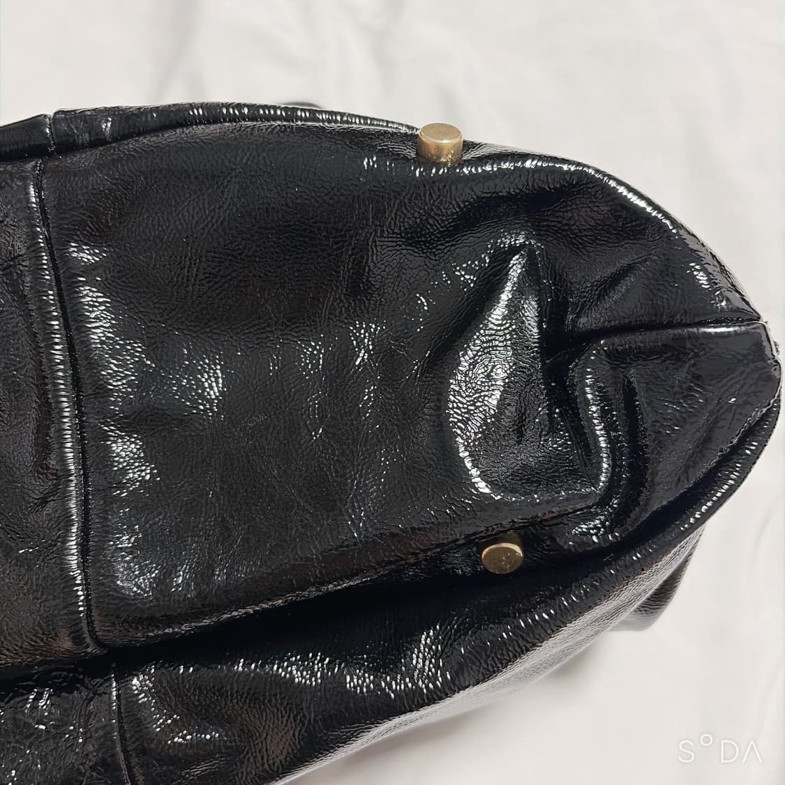 입생로랑 페이던트 숄더백 상품이미지3