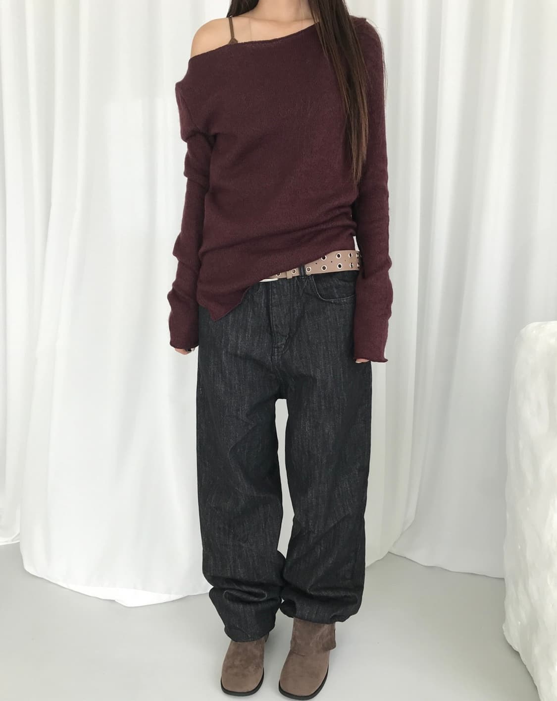 새상품) 튜프티 니트탑 버건디 튜프티 슬릿 니트탑 상품이미지3