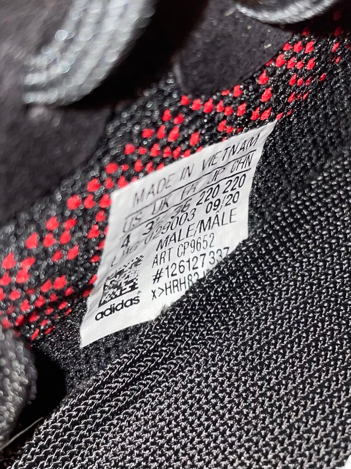 yeezy 350 브레드 220 상품이미지2