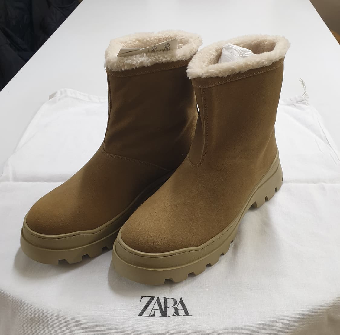 자라 주우재 어그부츠 상품이미지9