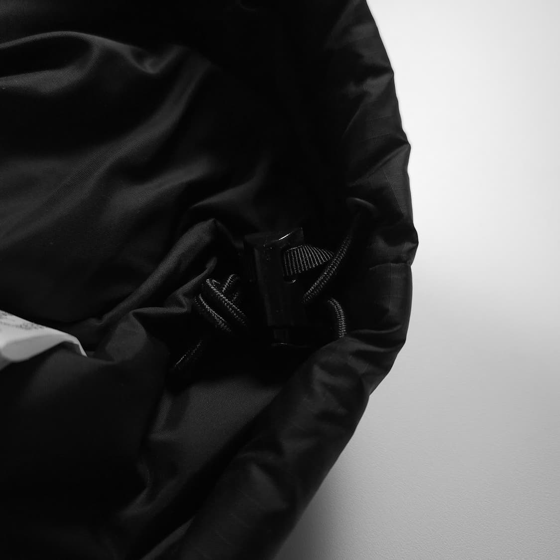 노스페이스 우먼스 1996 에코 눕시 다운 푸퍼 숏 패딩 상품이미지6