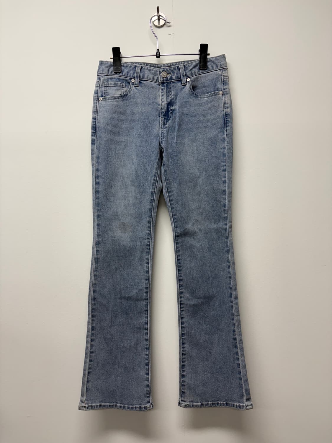 새상품 Guess 부츠컷 청바지  상품이미지1