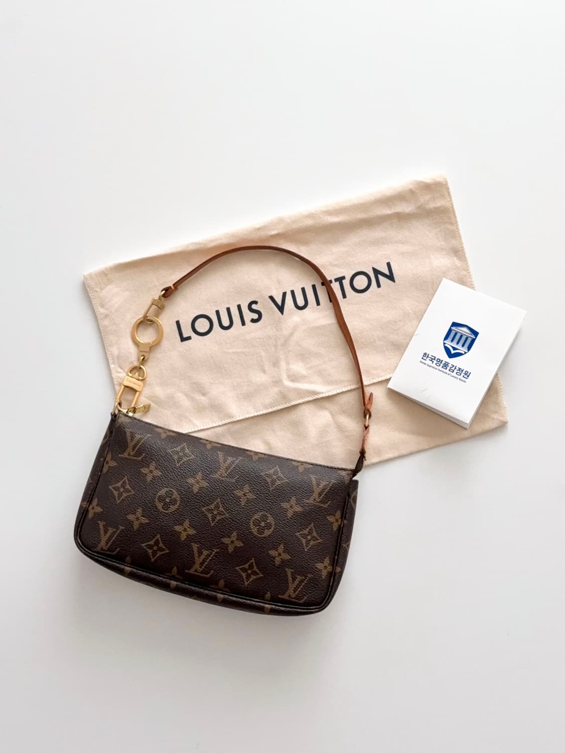 루이비통 모노그램 포치백 악세수아 상품이미지1