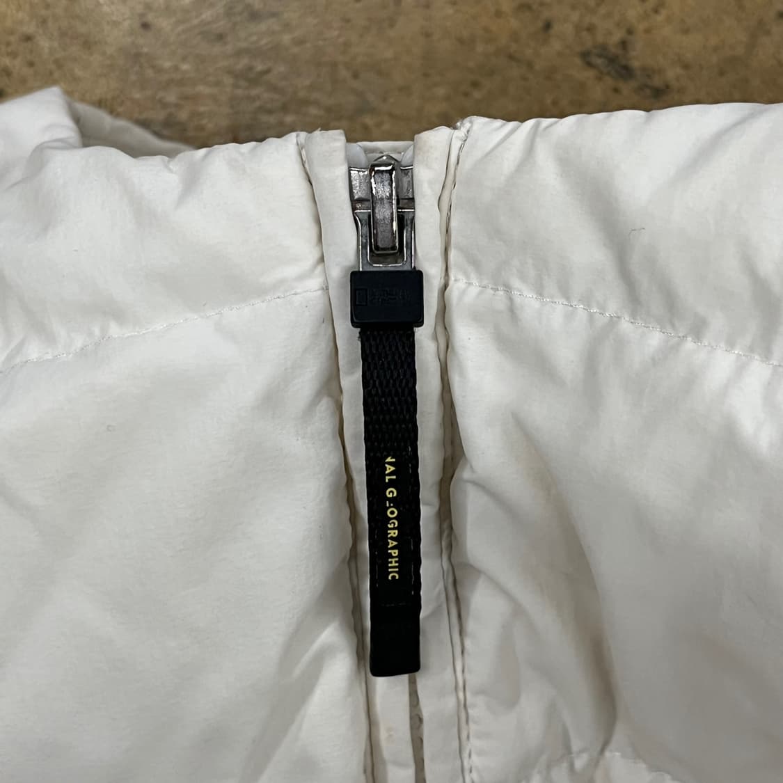 [정품/XS] 내셔널지오그래픽 숏패딩 아이보리 b17 상품이미지7