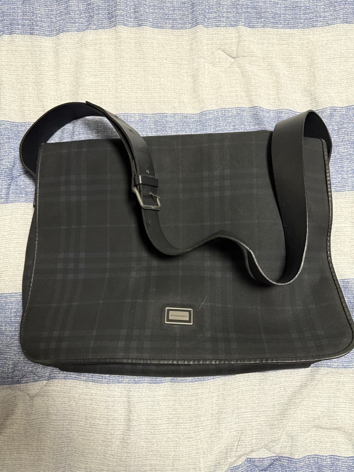 버버리 메신저백 상품이미지1