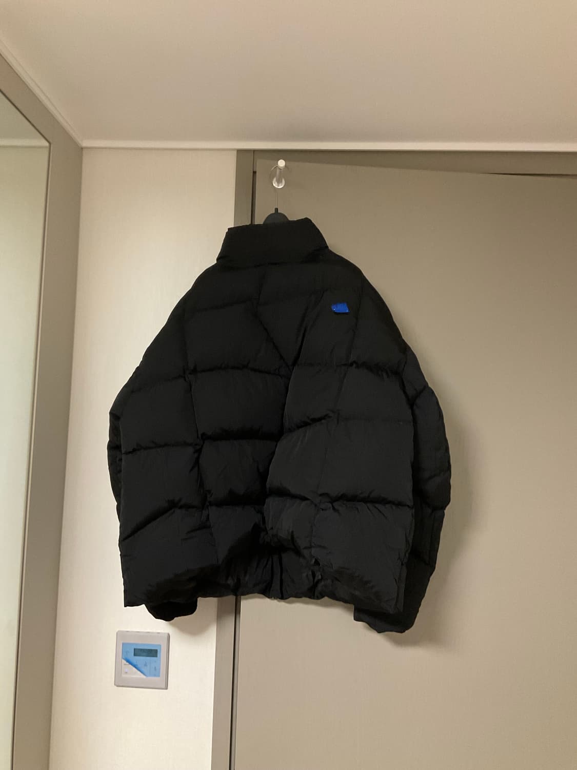 아더에러 자라 지그재그 패딩 m 상품이미지3