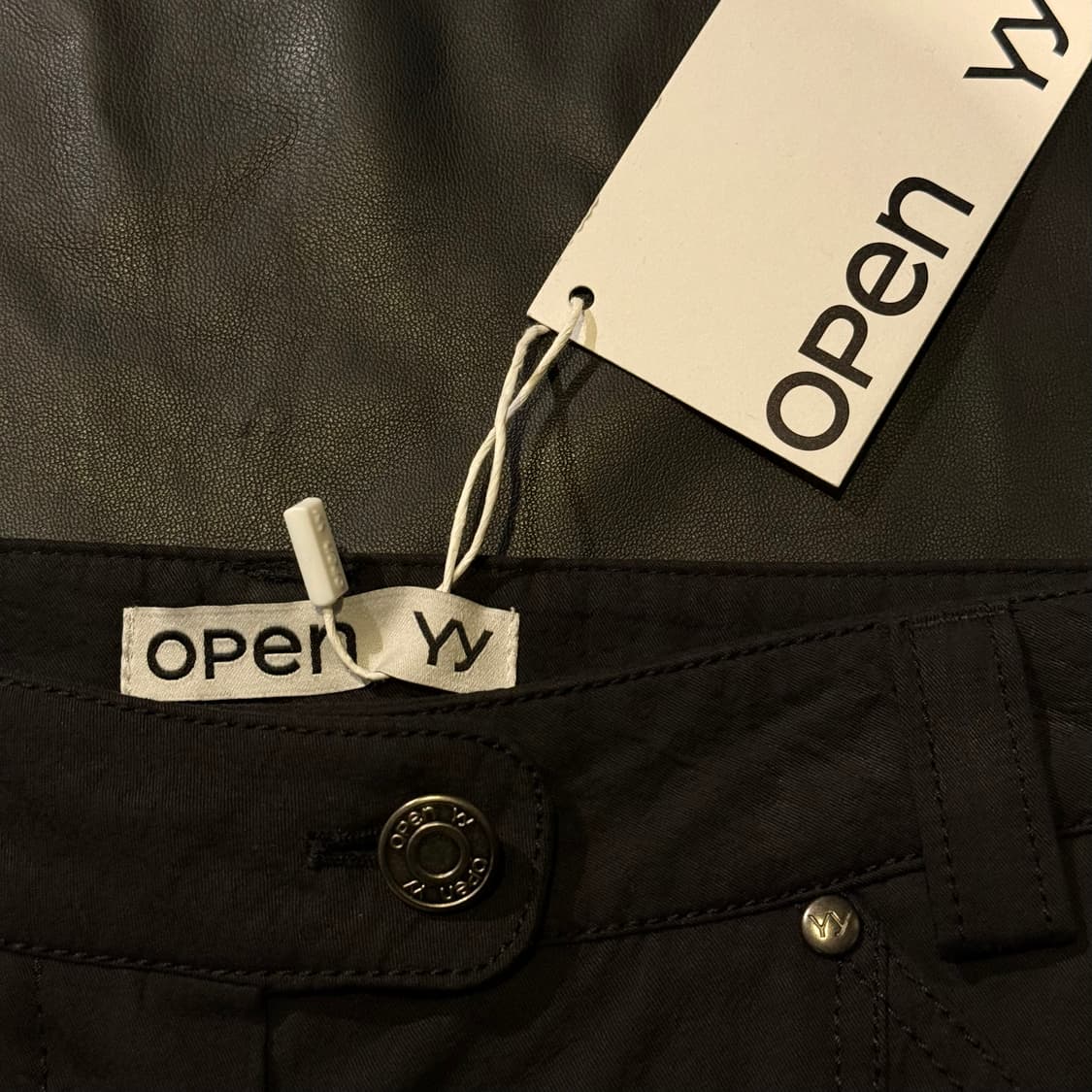 오픈 와이와이 블랙 부츠컷 팬츠 상품이미지3