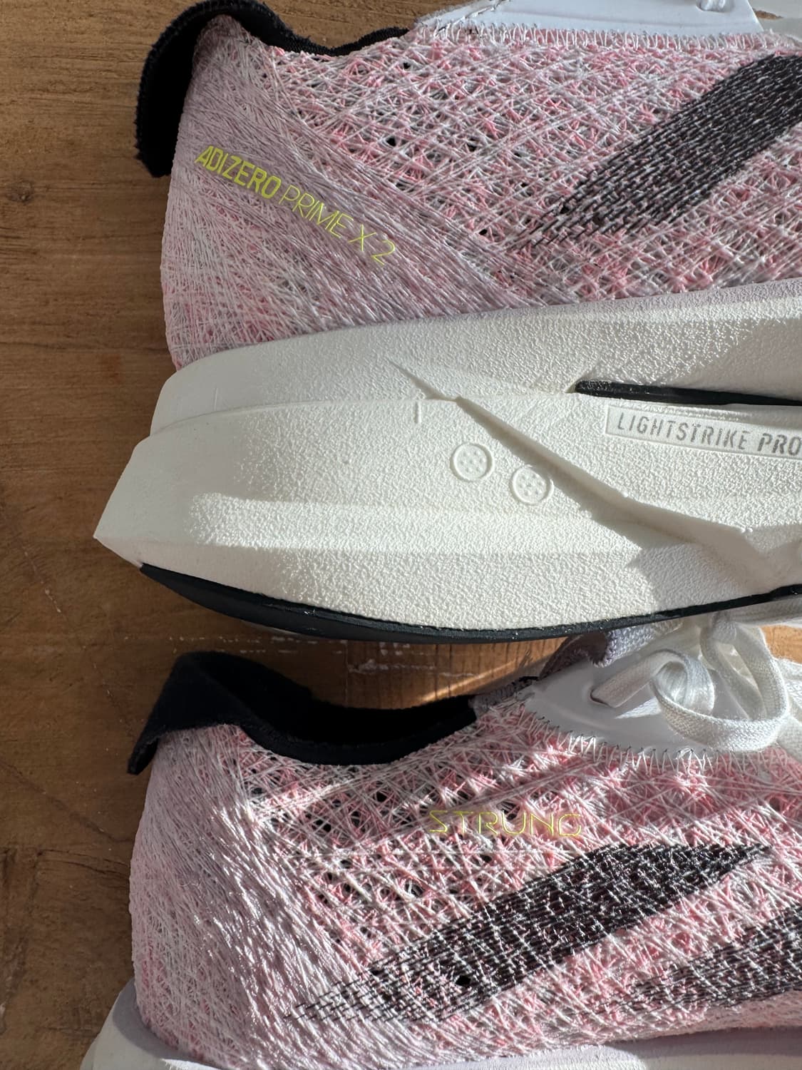 아디다스 아디제로 프라임 X2 스트렁 런닝화 265 상품이미지6