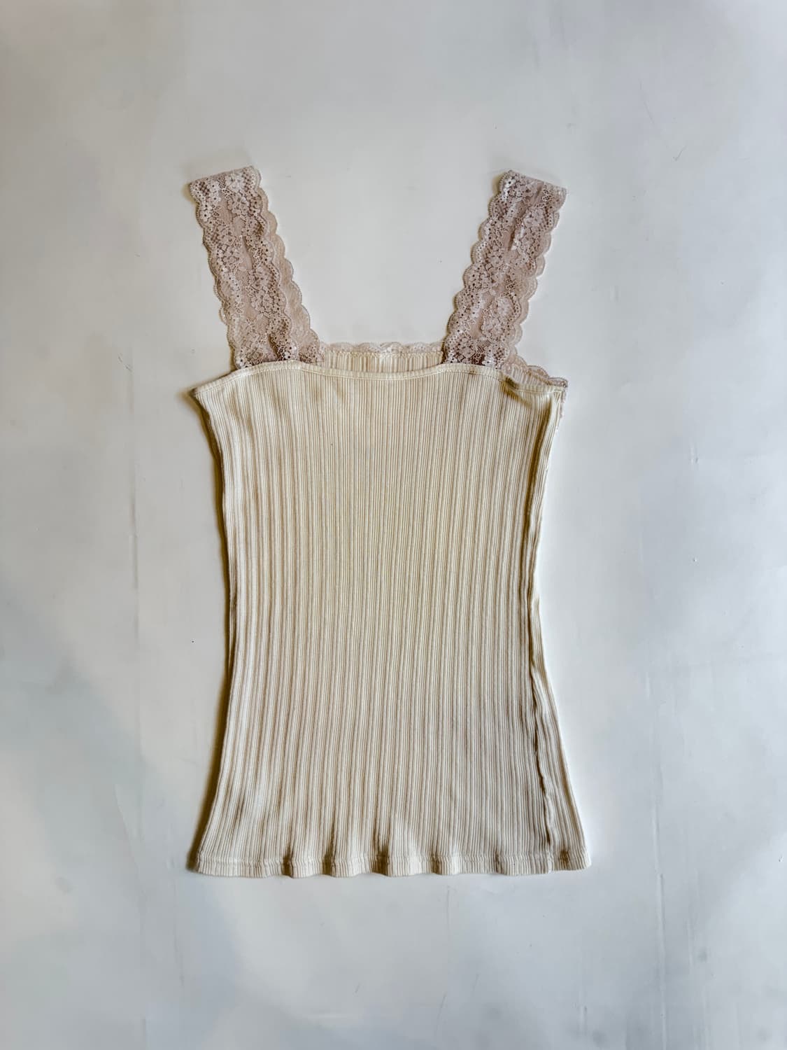 Ivory Lace-Strap Ribbed Tank Top 상품이미지3