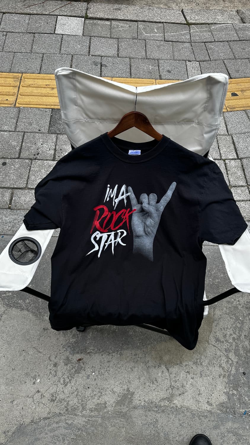 i’m A Rock Star 투어 백프린팅 티셔츠 상품이미지1