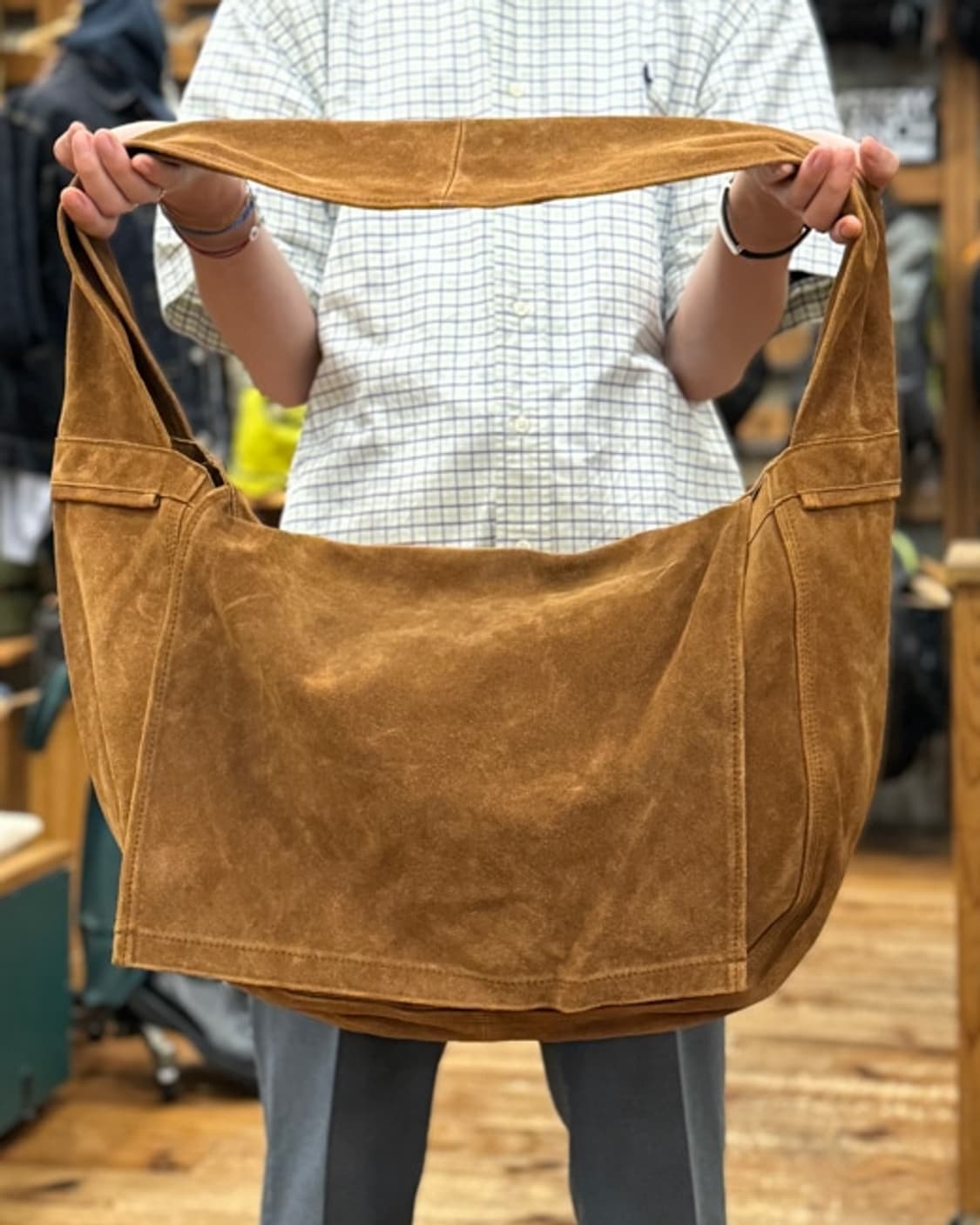 [OS] 세븐바이세븐 스웨이드 레더 숄더백 상품이미지3