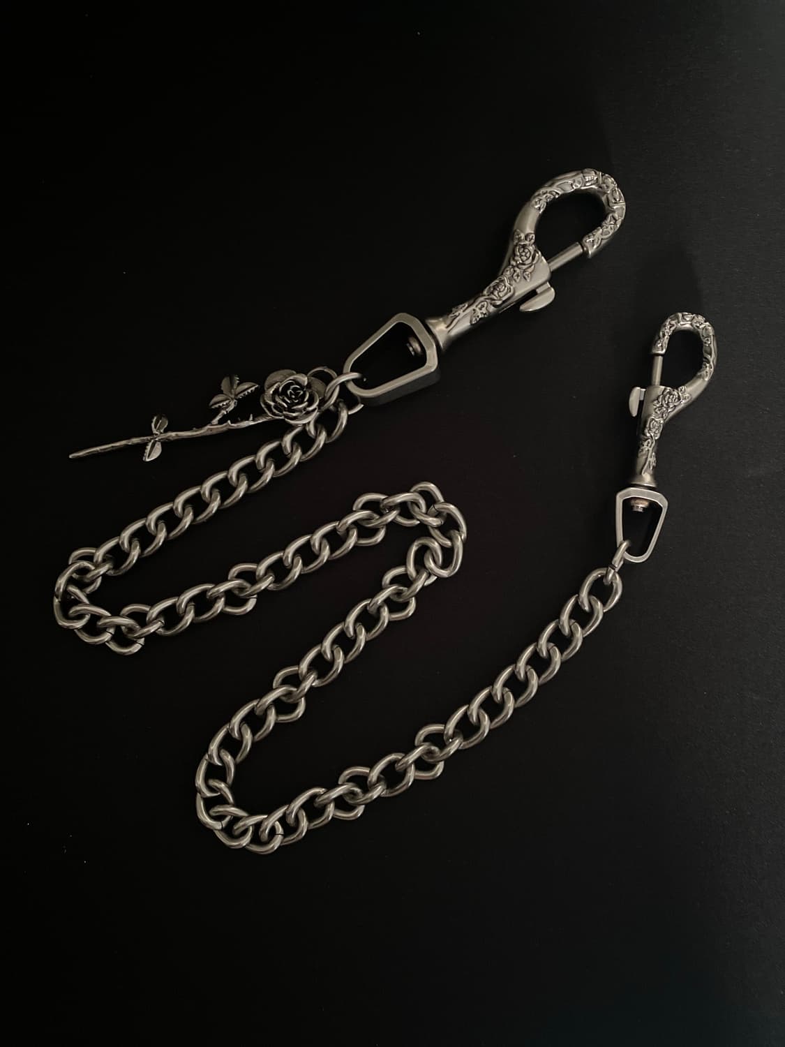 Rose & Sword  Key Chain 상품이미지1