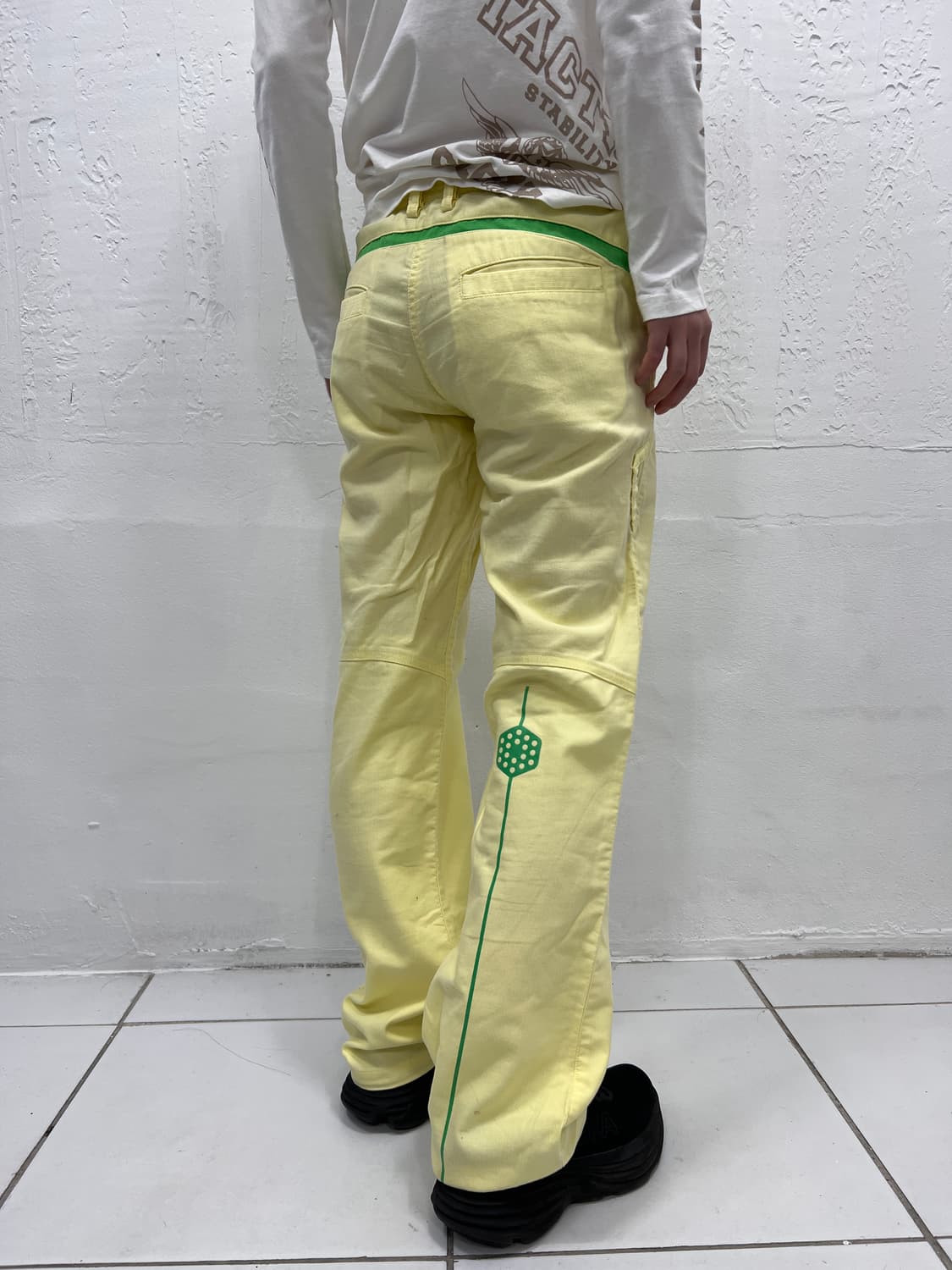 puma lemon pants 상품이미지1