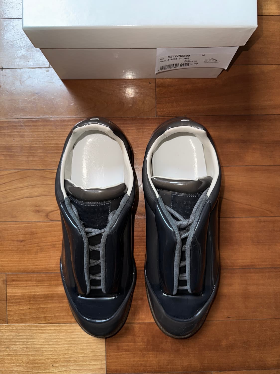 마르지엘라 퓨처 로우 PVC 상품이미지4