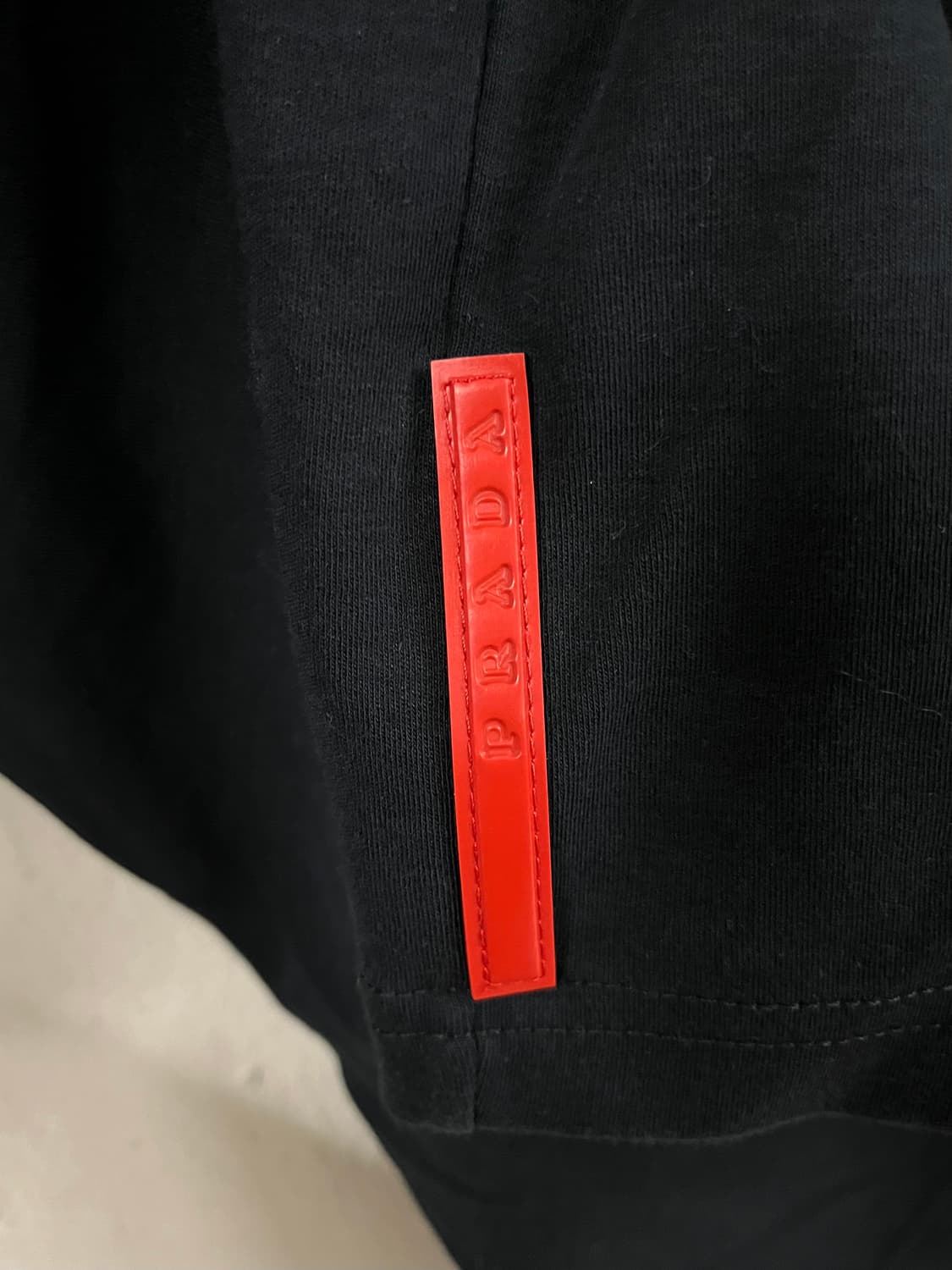 프라다 스포츠 카라 롱슬리브 상품이미지4