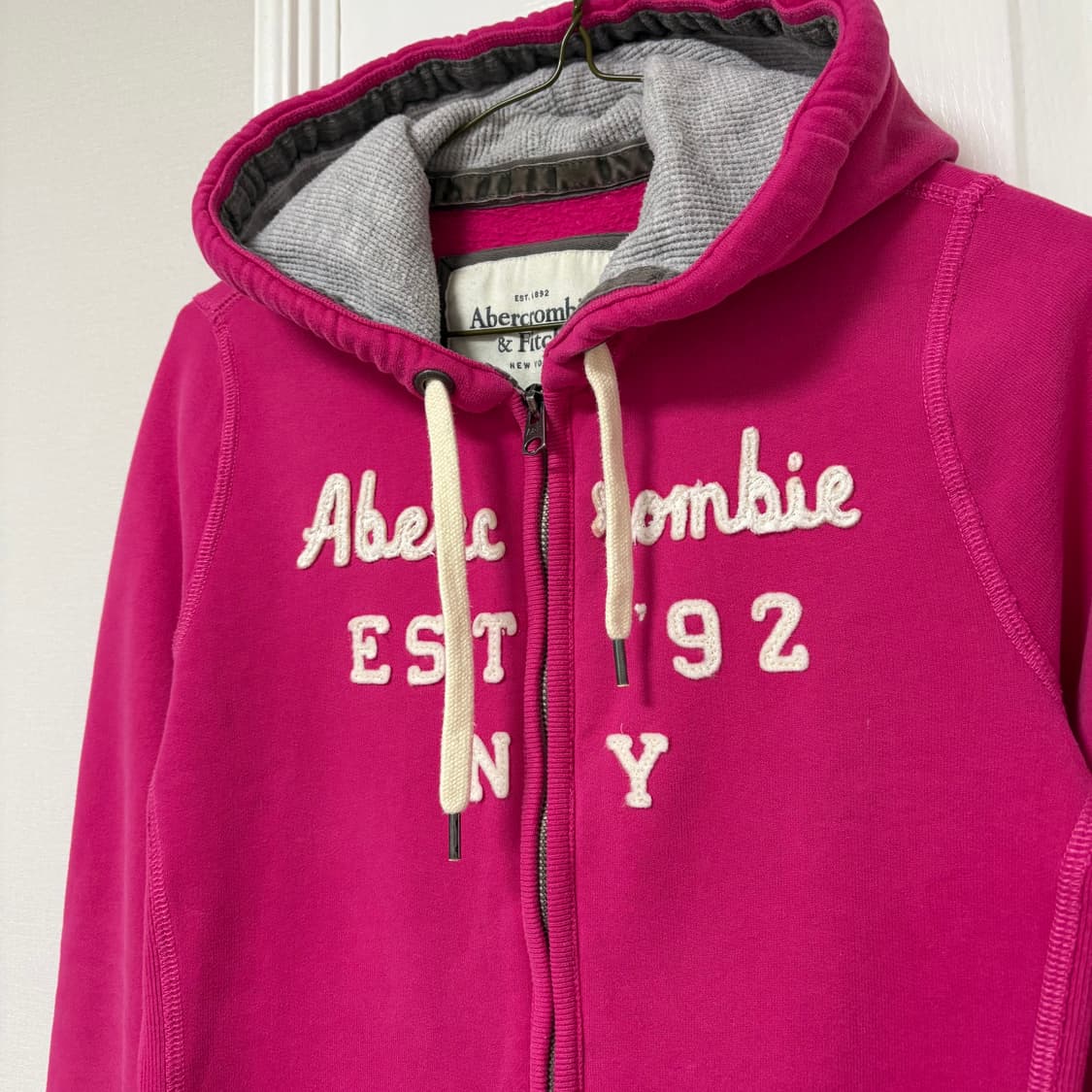 아베크롬비 핑크 딱붙 후드집업 s 상품이미지3