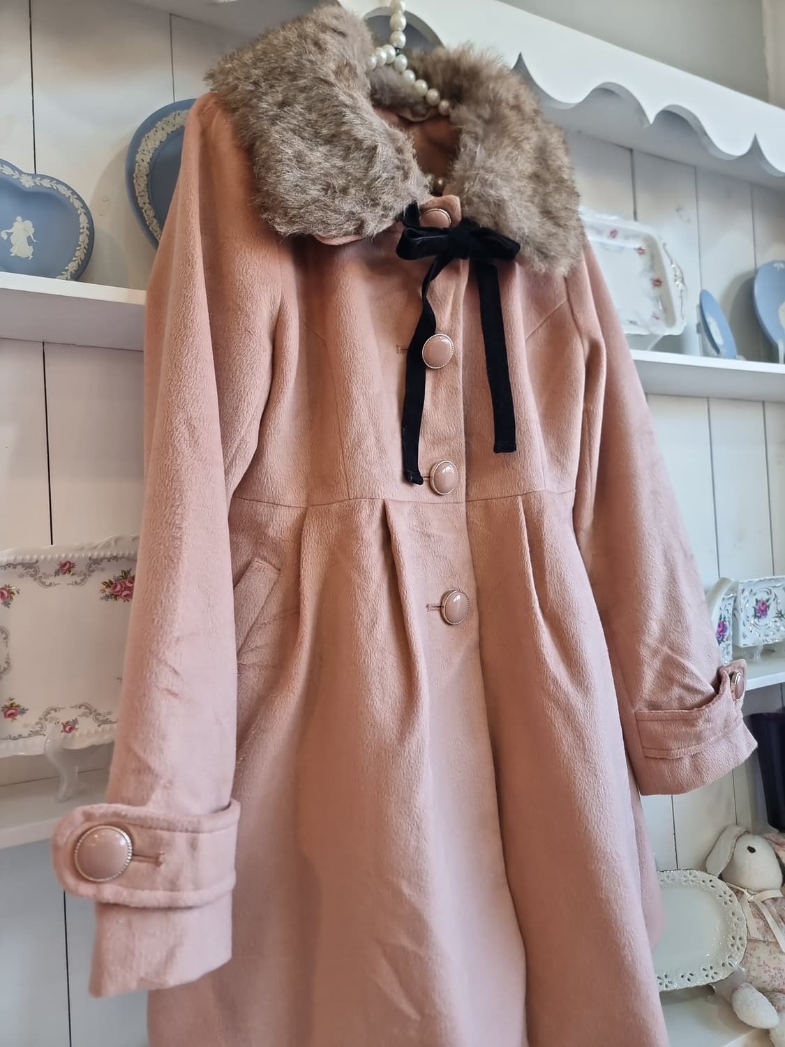 핑크 퍼 카라 리본 코트 상품이미지3