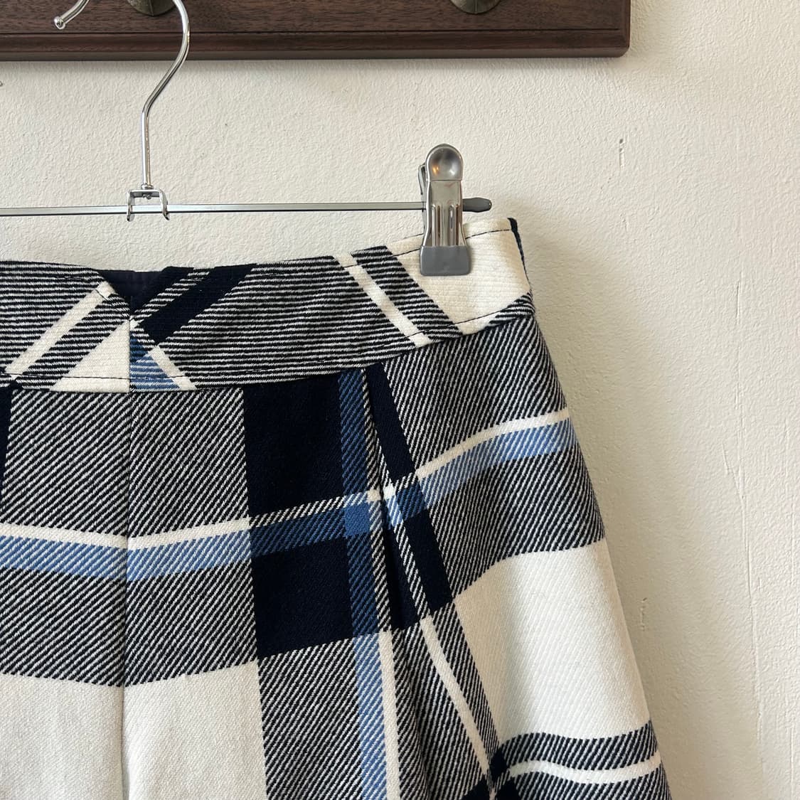 버버리 노바 체크 골드 버튼 숏팬츠 상품이미지8