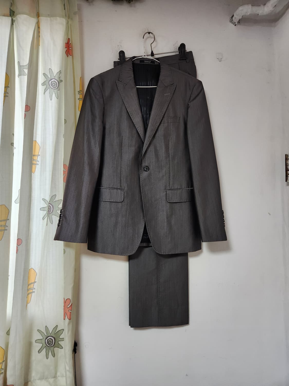 TRUGEN 그레이 남성 정장 양복 세트95/30 상품이미지1