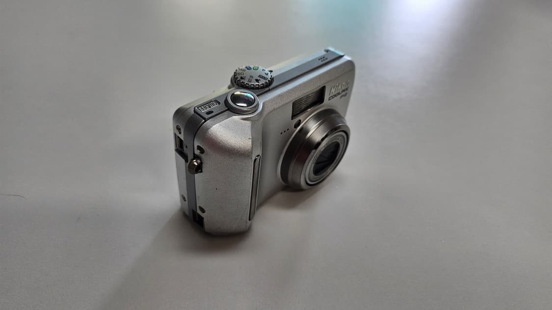 작례O 하이엔드 명품 니콘 쿨픽스 p2 디지털카메라 빈티지 디카 상품이미지7