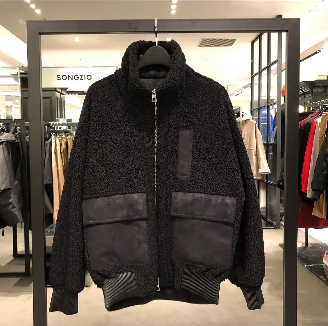 [삽니다] 송지오옴므 21 fw 리버시블 무스탕 48,50 상품이미지4