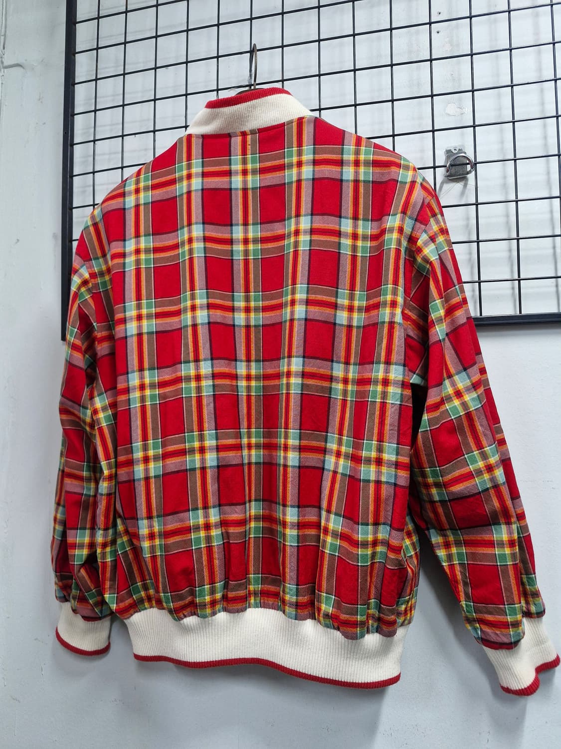 100L 라코스테 빈티지 체크패턴 양면 블루종 자켓. 상품이미지7