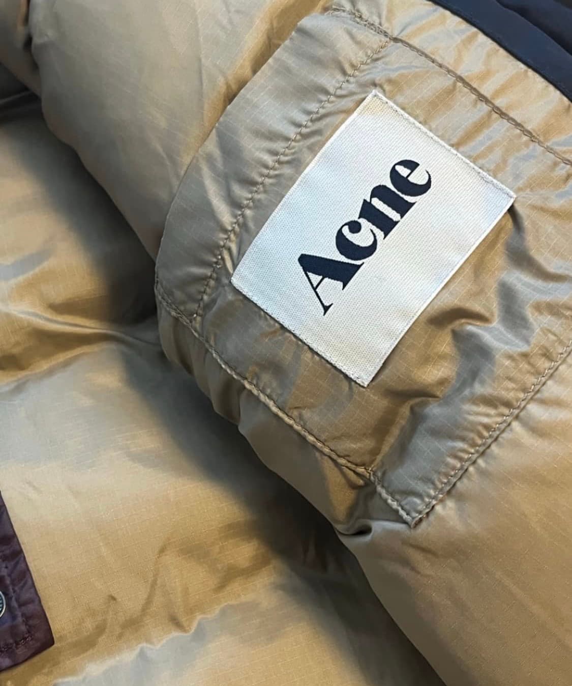 아크네 패딩 후드 탈부착 패딩 44 상품이미지2