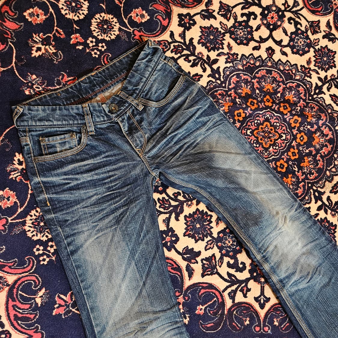 노바디(Nobody Jeans) 포켓 자수 워시드 세미 부츠컷 26  상품이미지4