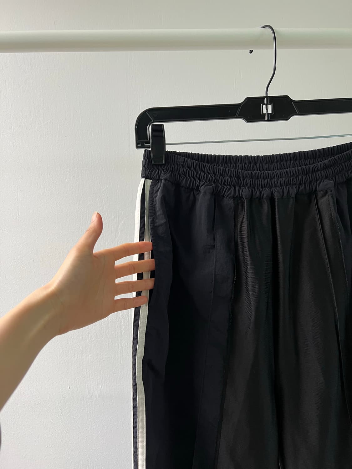 스탠드얼론 밴딩 트랙 와이드 팬츠 상품이미지2