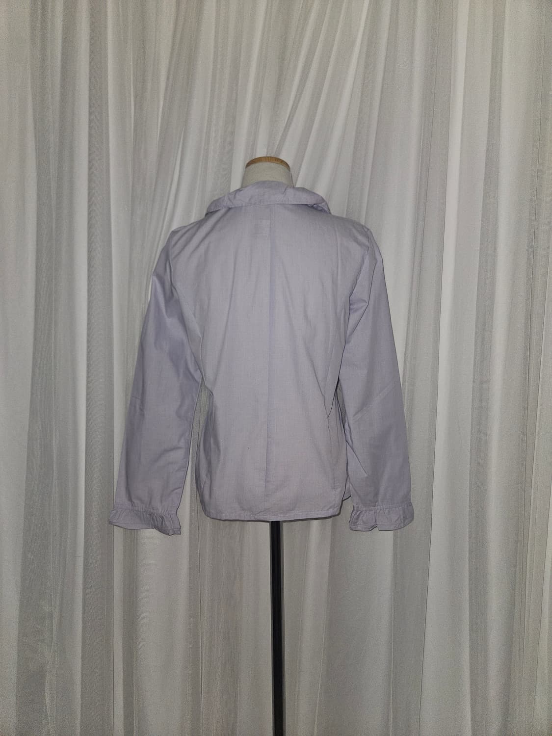 clear weather 바이올렛 블루 레이스 셔링 블라우스 상품이미지4