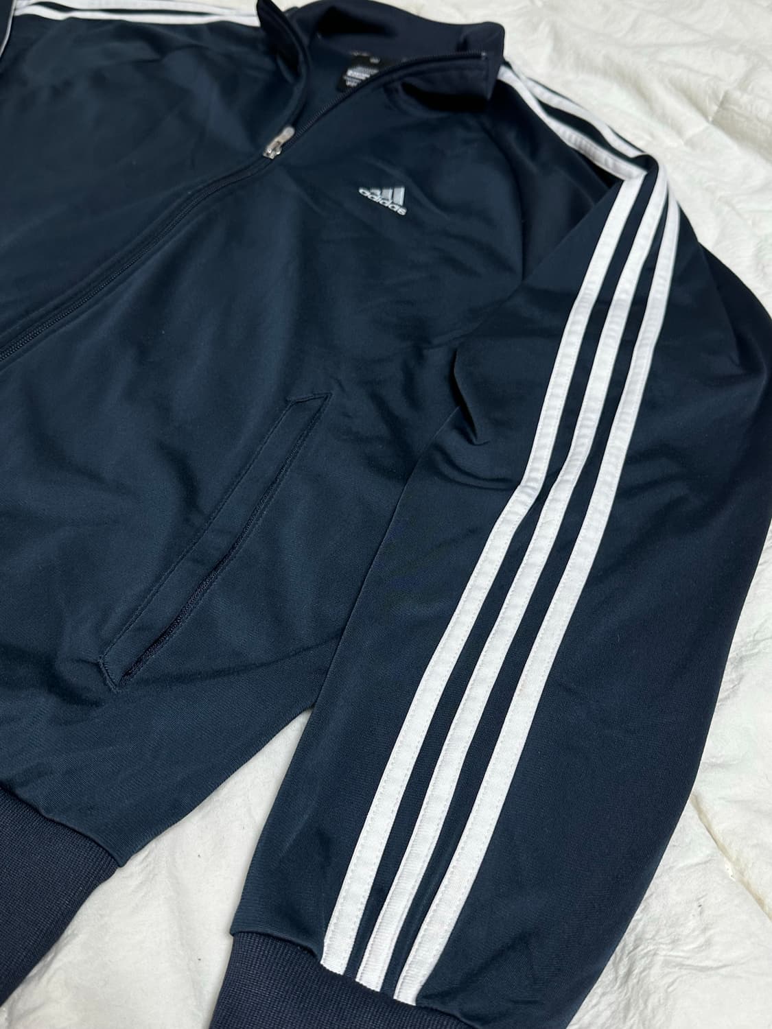 아디다스 네이비 져지 트랙탑 라지 에센셜  상품이미지4