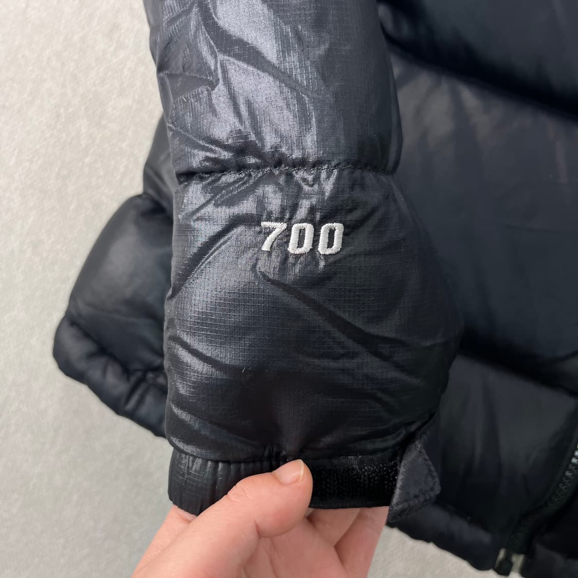 W 95 노스페이스 유광 1996 700 눕시 패딩 상품이미지4