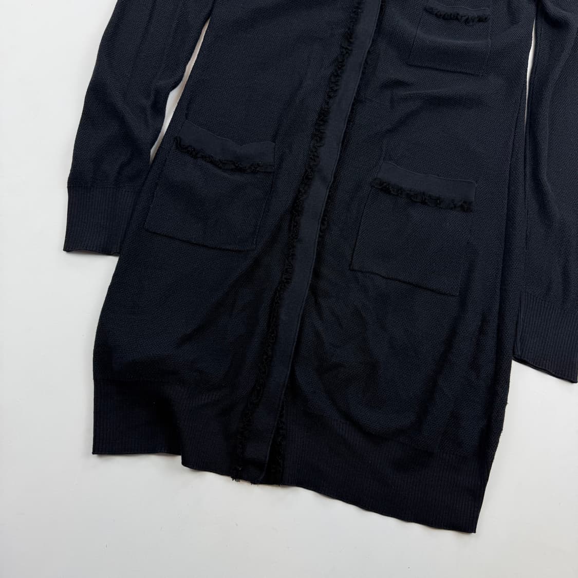 펜디 selleria 테이핑 패턴 니트 가디건 상품이미지4