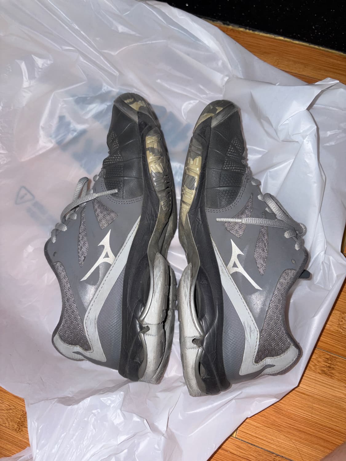  미즈노 웨이브 라이트닝 z3 상품이미지4