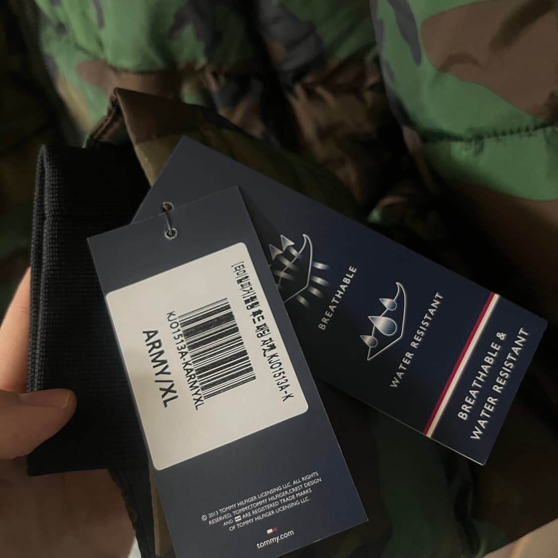 새상품(XL)타미힐피거 자수로고 후드 패딩 카모 상품이미지2