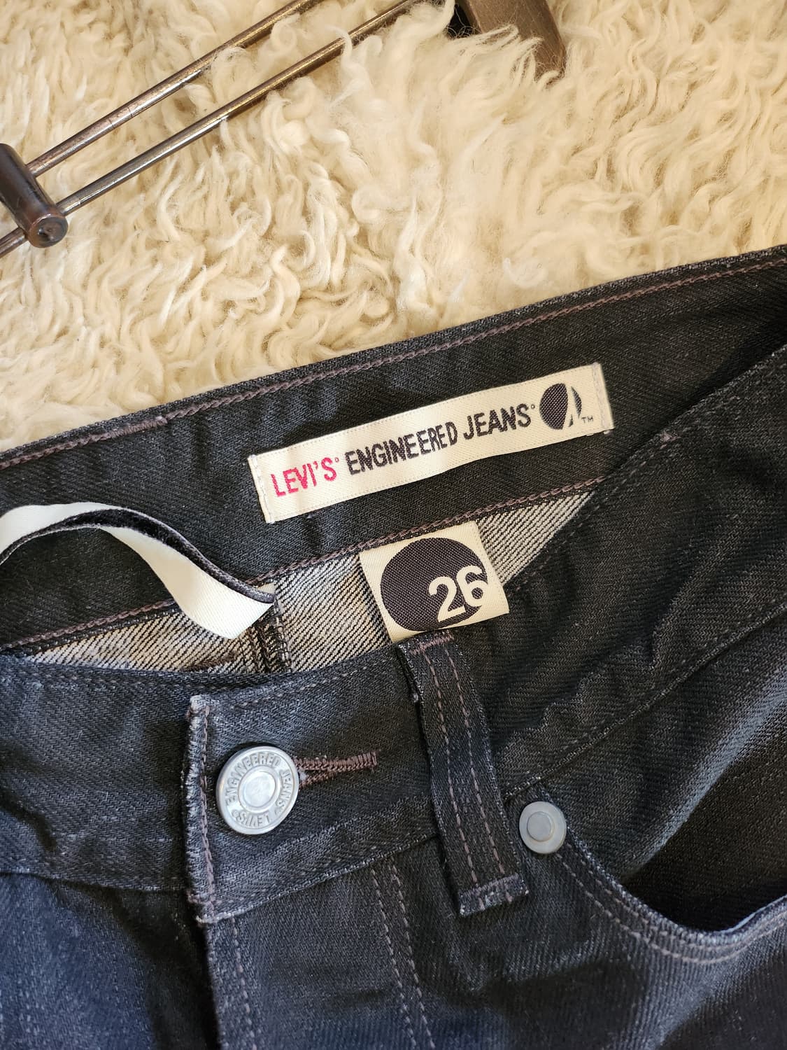 리바이스 엔지니어드 진 블랙 데님 팬츠 상품이미지3