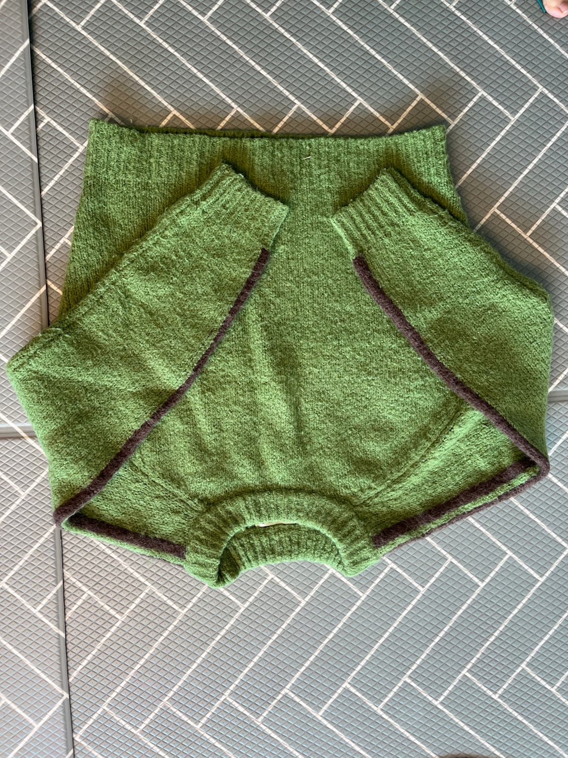 릴리 부클 니트 스웨터, 라이트 그린 상품이미지2