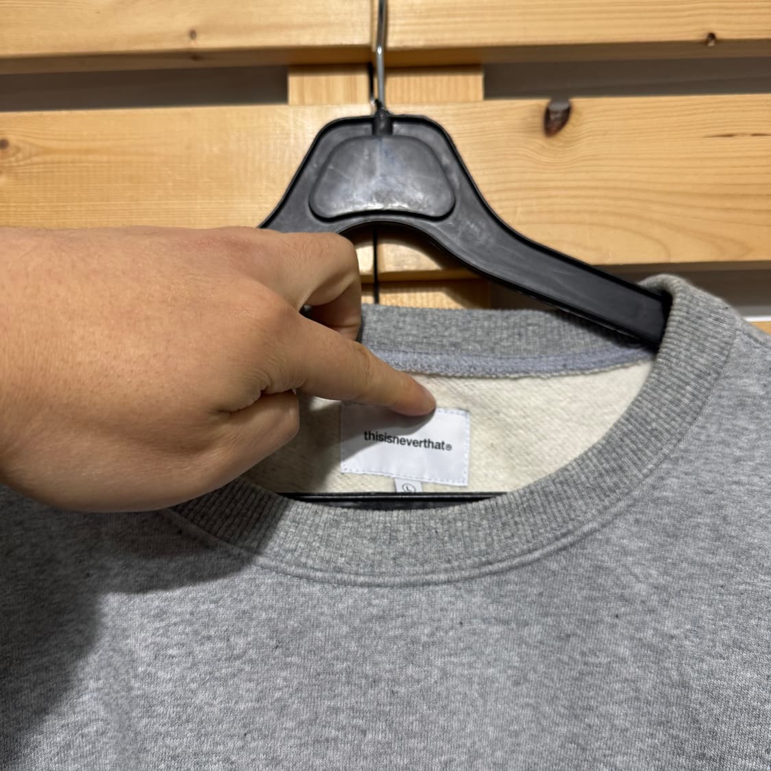 디스이즈네버댓 맨투맨 상품이미지3