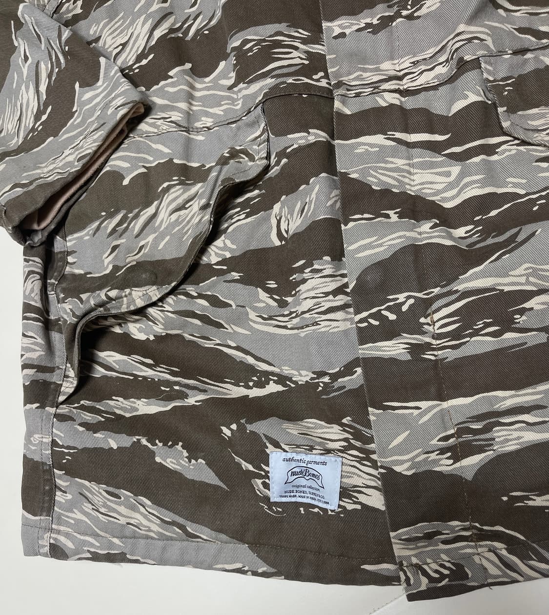 Nude Bones 카모 자켓 상품이미지5