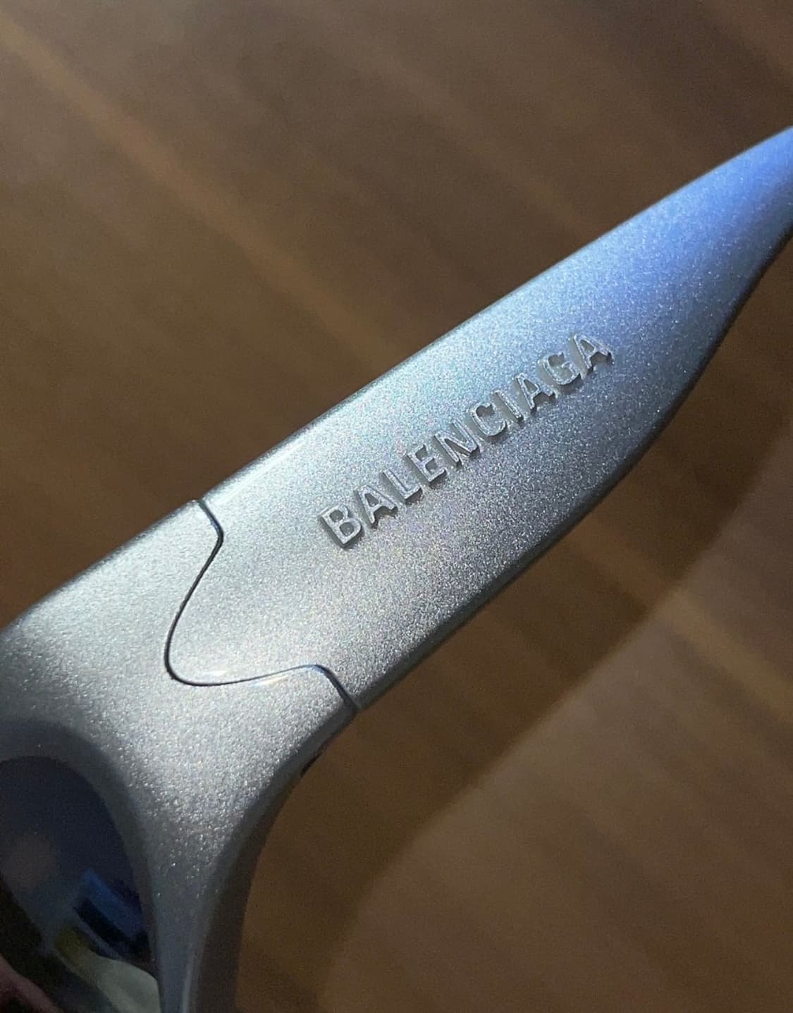 발렌시아가 스위프트 오발 선글라스 실버 상품이미지4