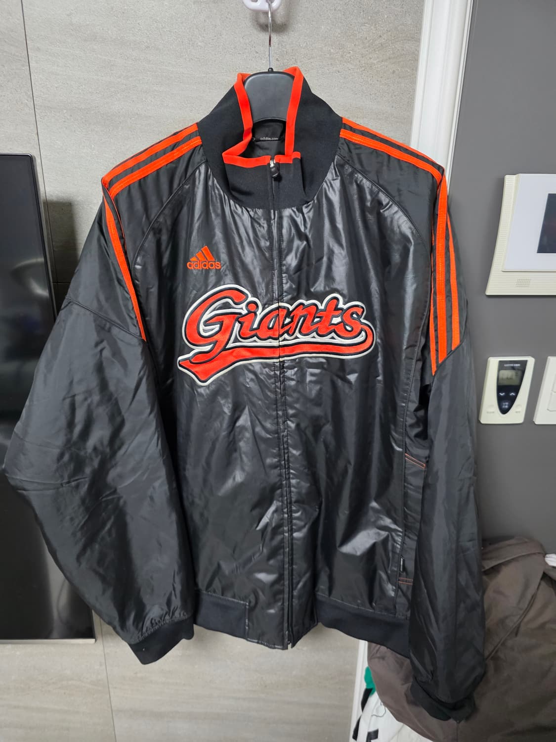 아디다스 롯데자이언츠 윈터자켓 패딩  유니폼 120사이즈 상품이미지1