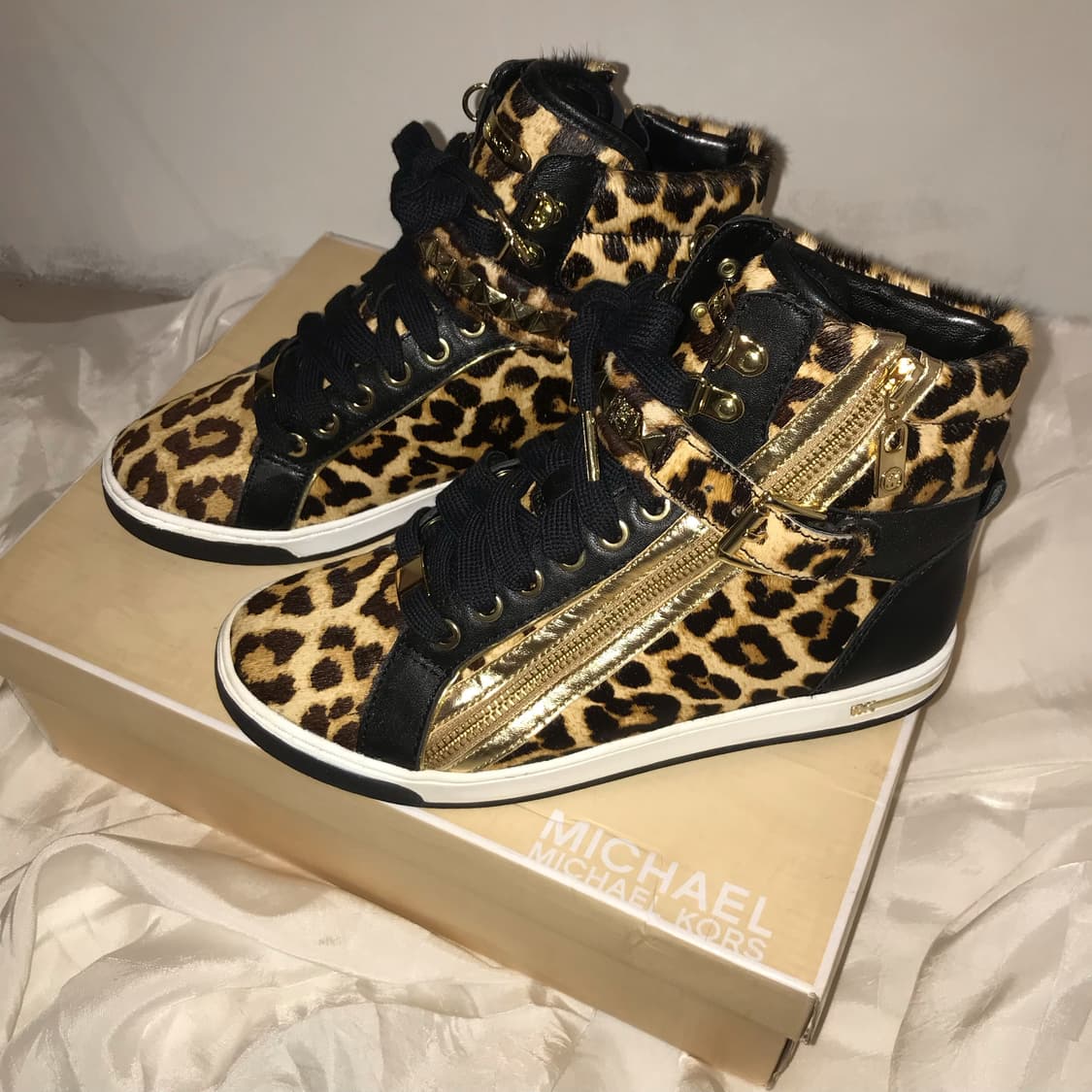 Michael Kors 마이클코어스 레오파드 퍼 레더 금장 하이탑 상품이미지2