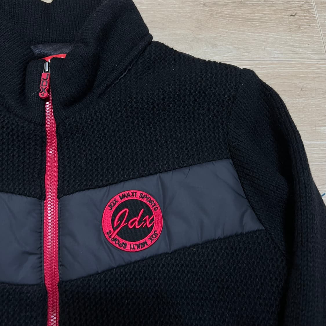 JDX 여성 골프웨어 니트 배색 경량패딩 점퍼 [블랙] S/90 상품이미지4