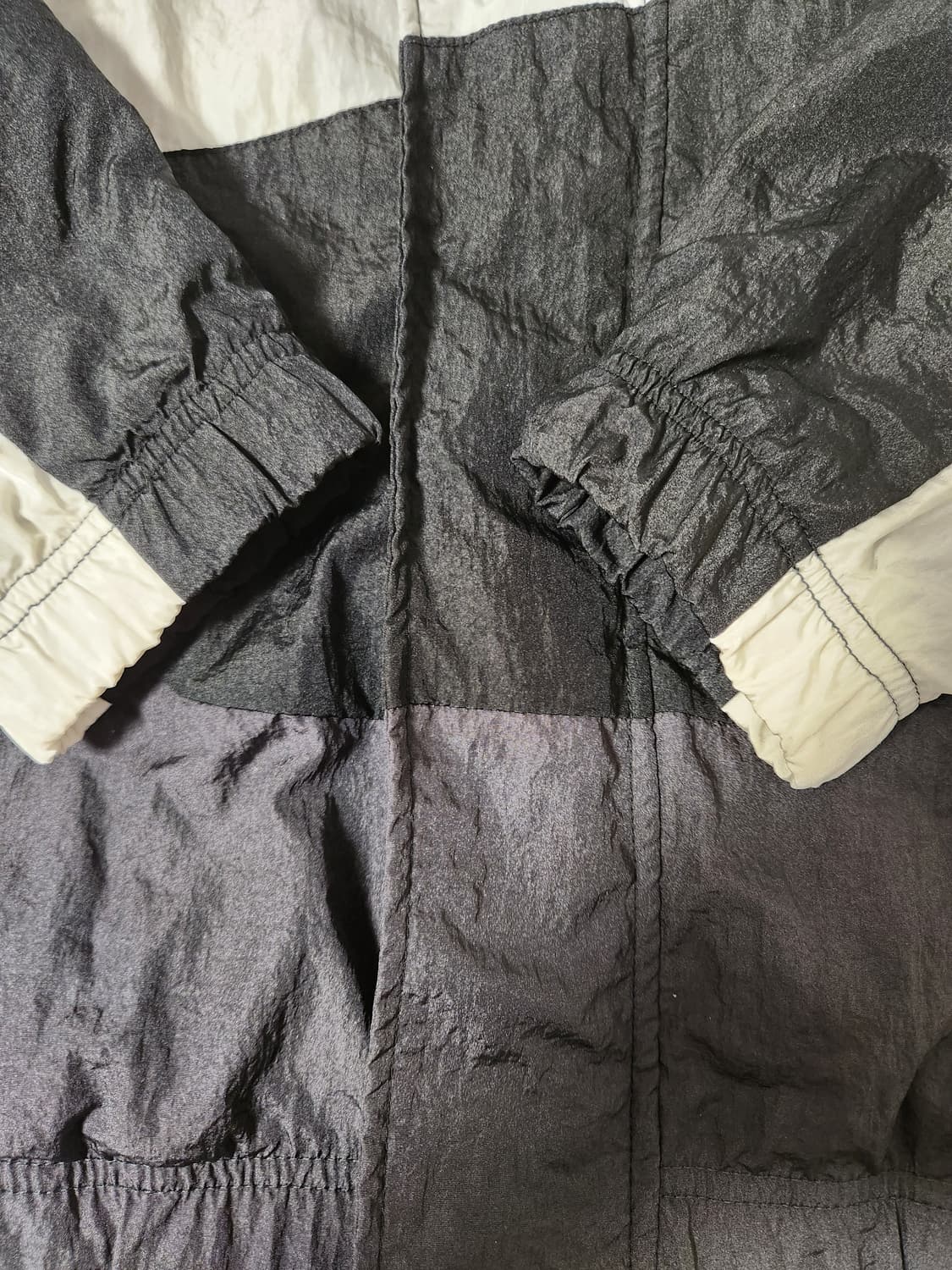 나이키 스우시 우븐 라인드 바람막이 재킷 DD5968-010 사이즈m

 상품이미지5