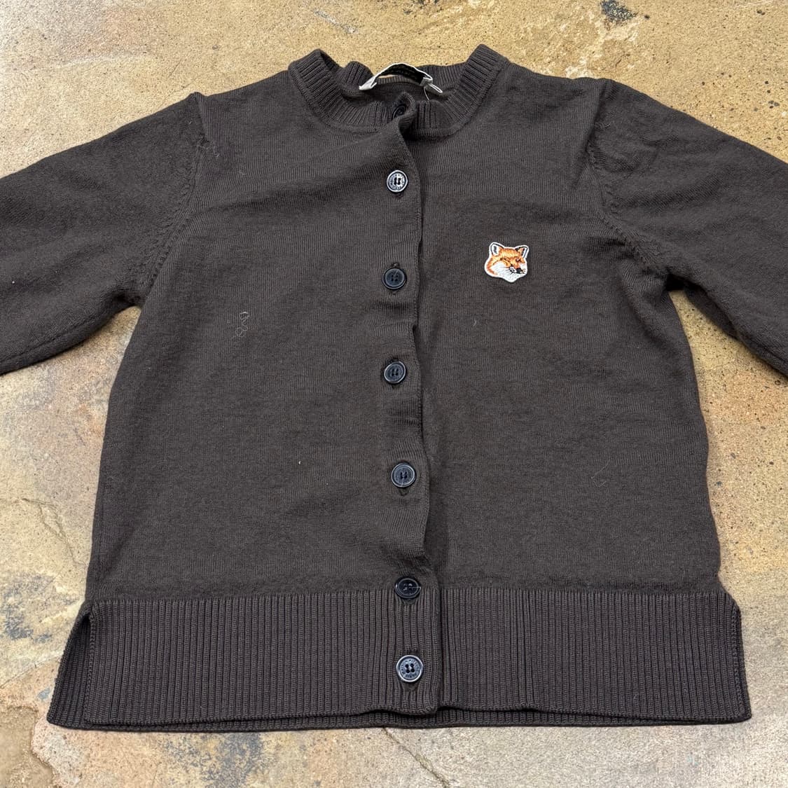 메종키츠네 초코 브라운 니트 가디건 상품이미지3