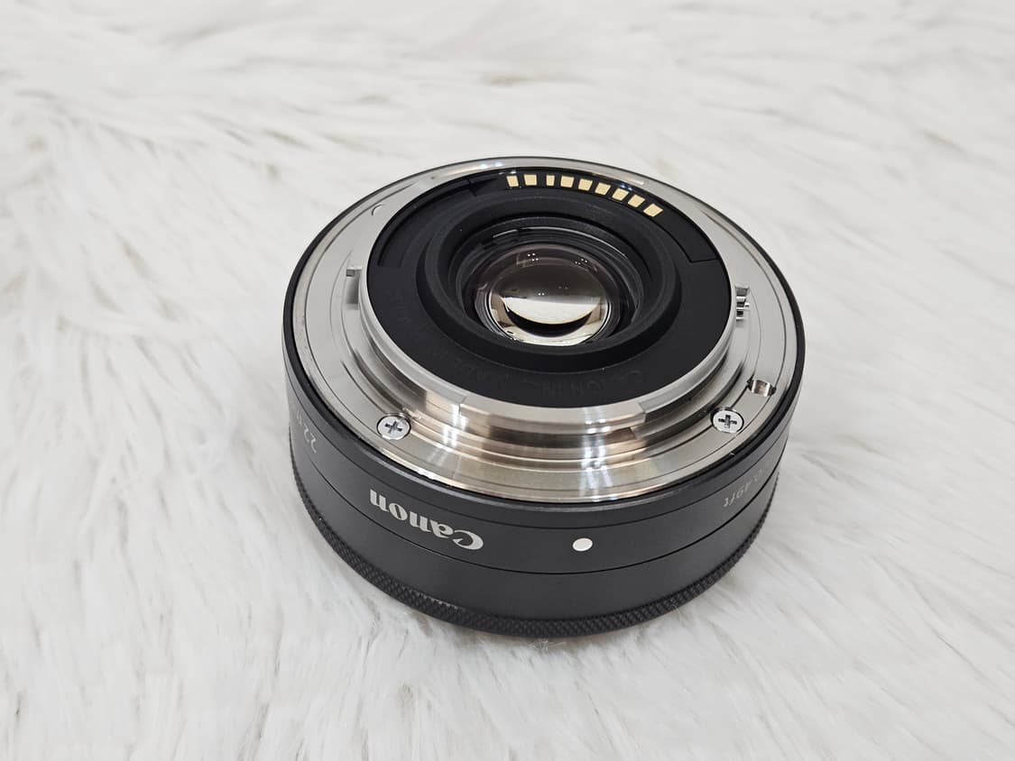 [민트] 캐논 EF-M 22mm F2 STM 단렌즈 판매 상품이미지6