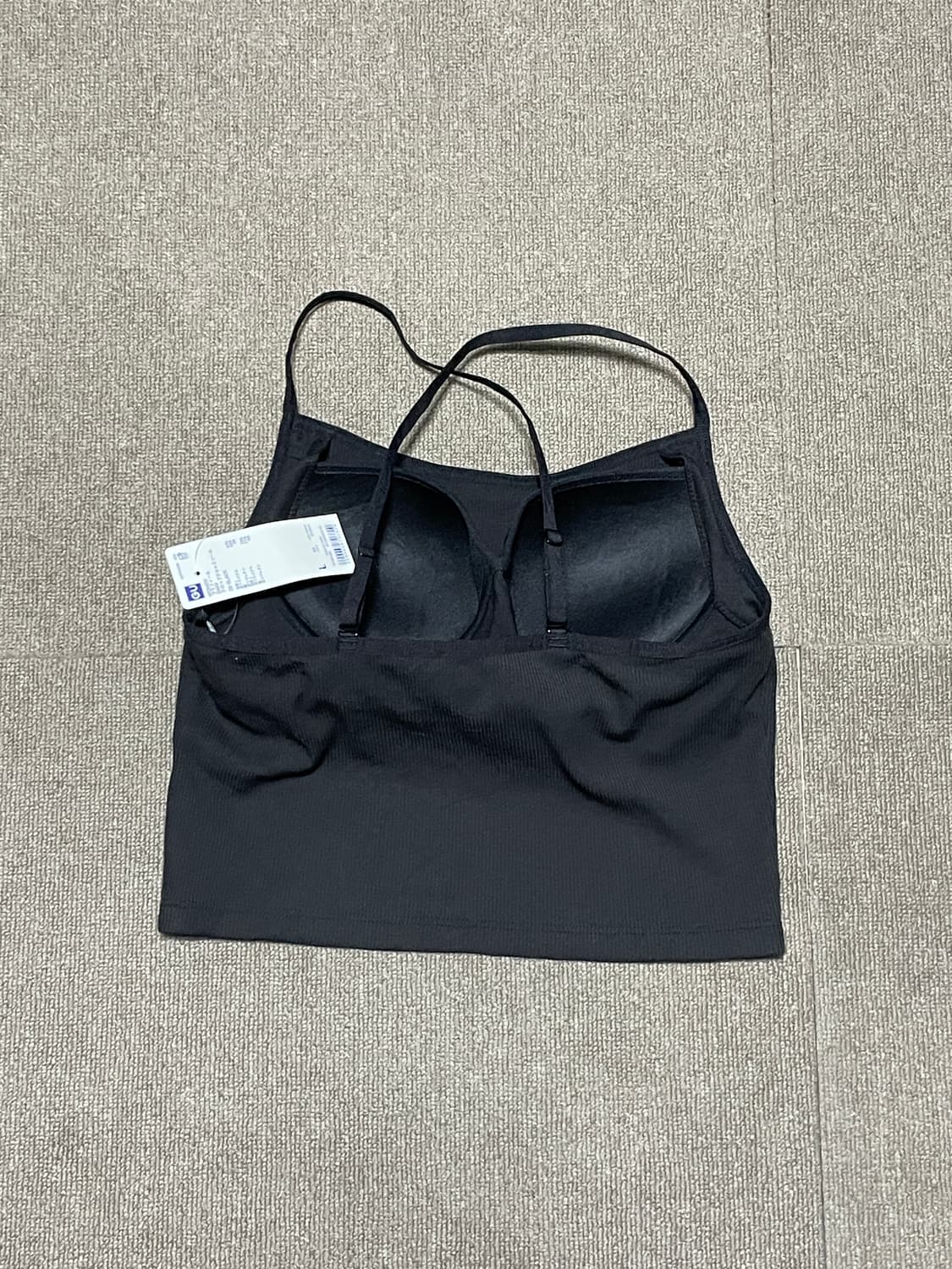 지유  블랙 크롭 캐미솔 J02958 상품이미지3
