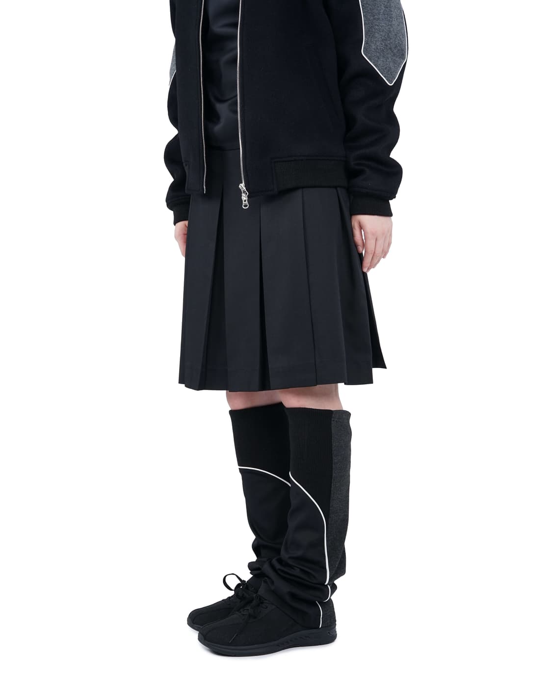 지초이 aw25 플리츠 스커트 블랙 상품이미지1