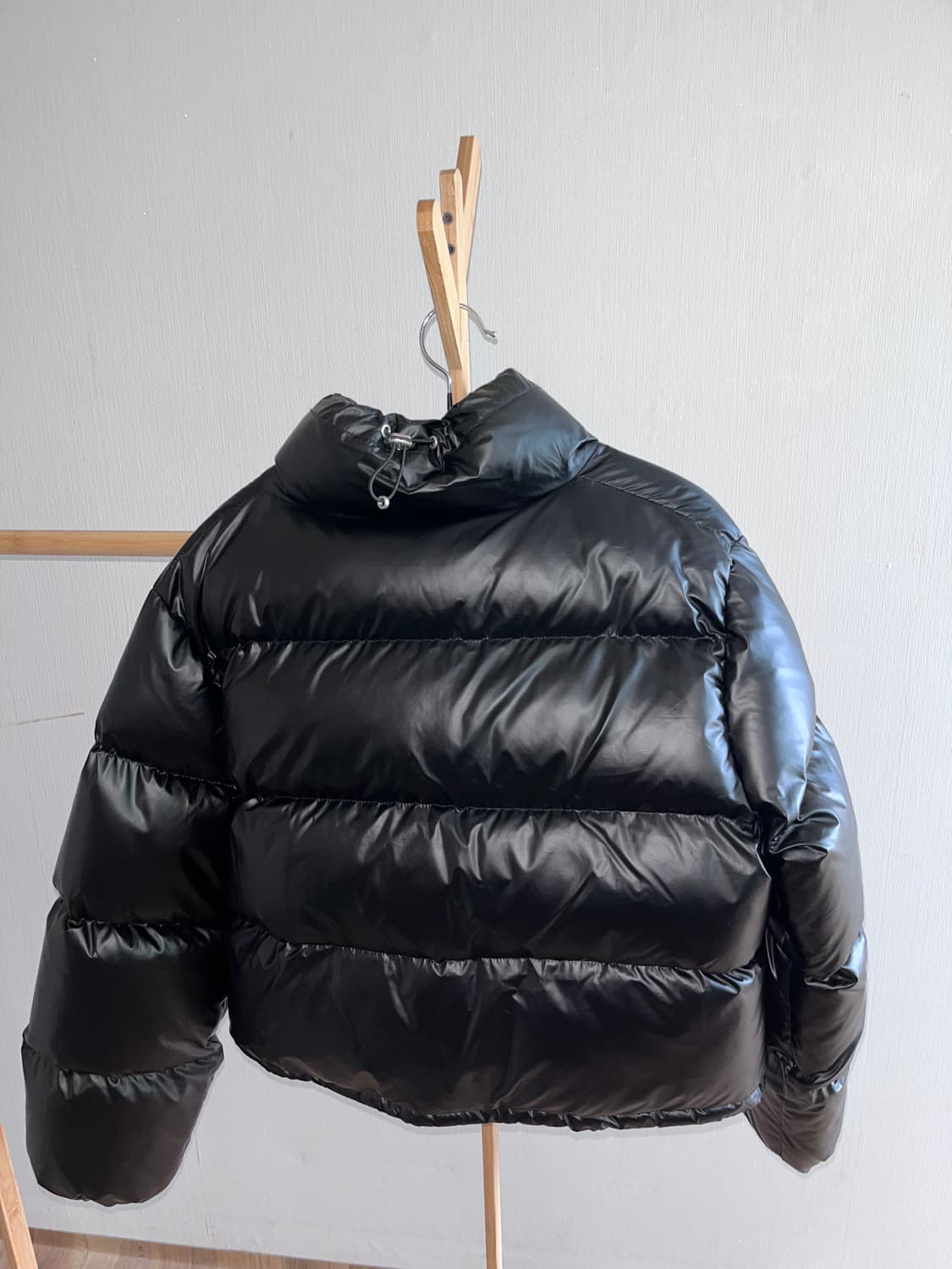 유광 크롭 패딩 상품이미지2