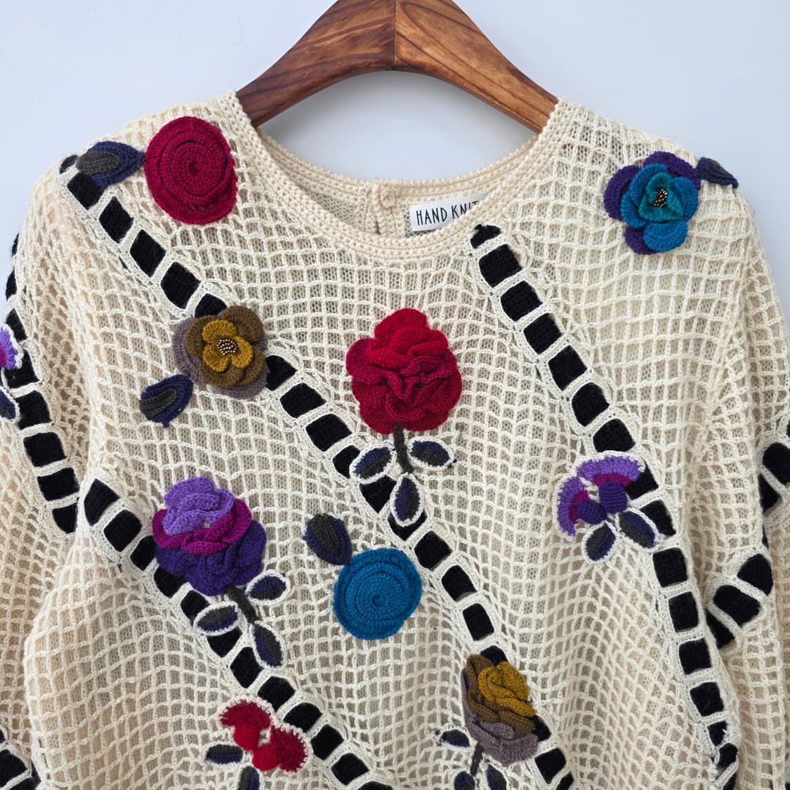 HAND KNIT 아이보리 울100% 플라워 아플리케 망사 니트 상품이미지3